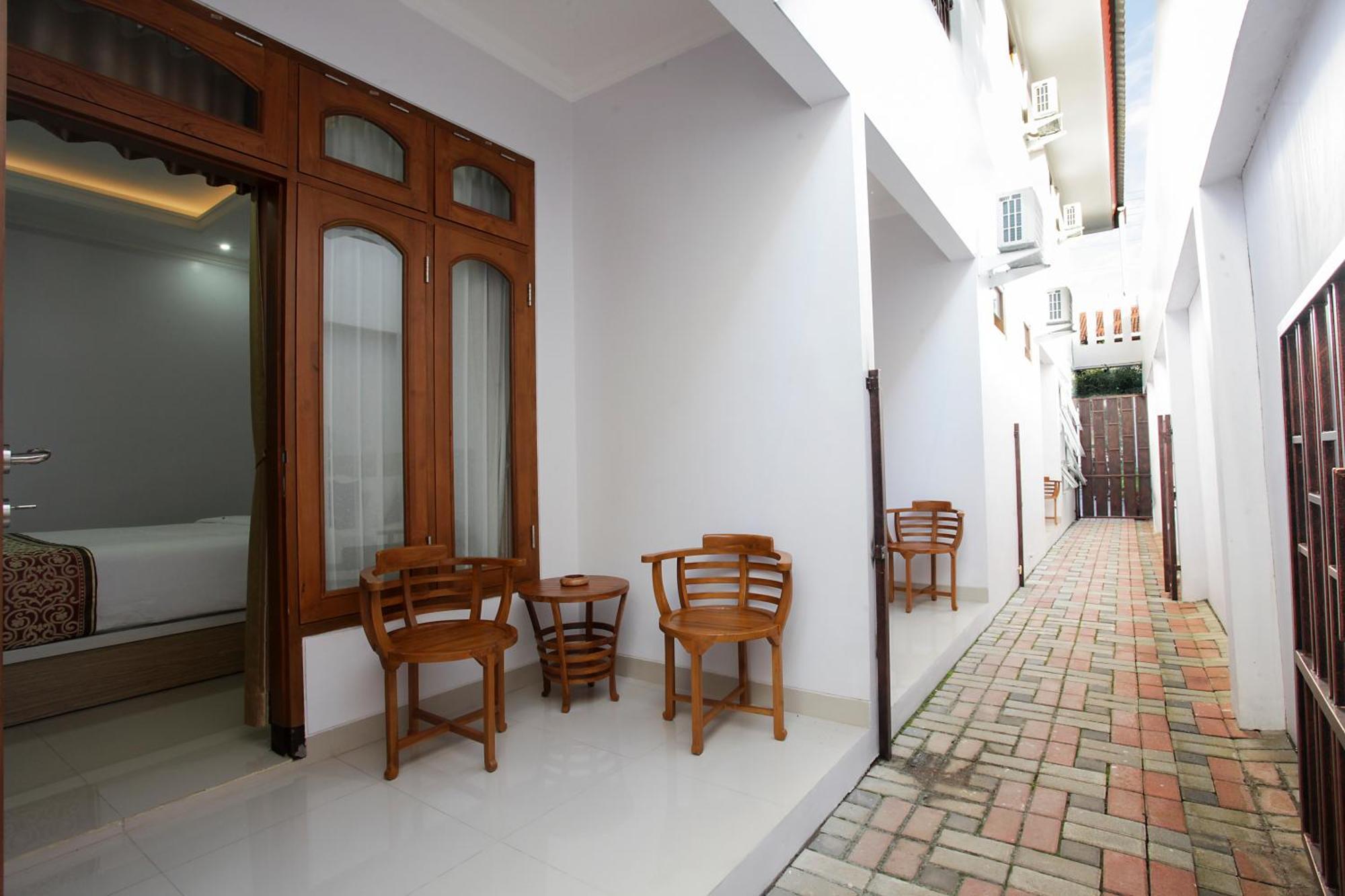 Banua Raya Homestay Yogyakarta Eksteriør bilde