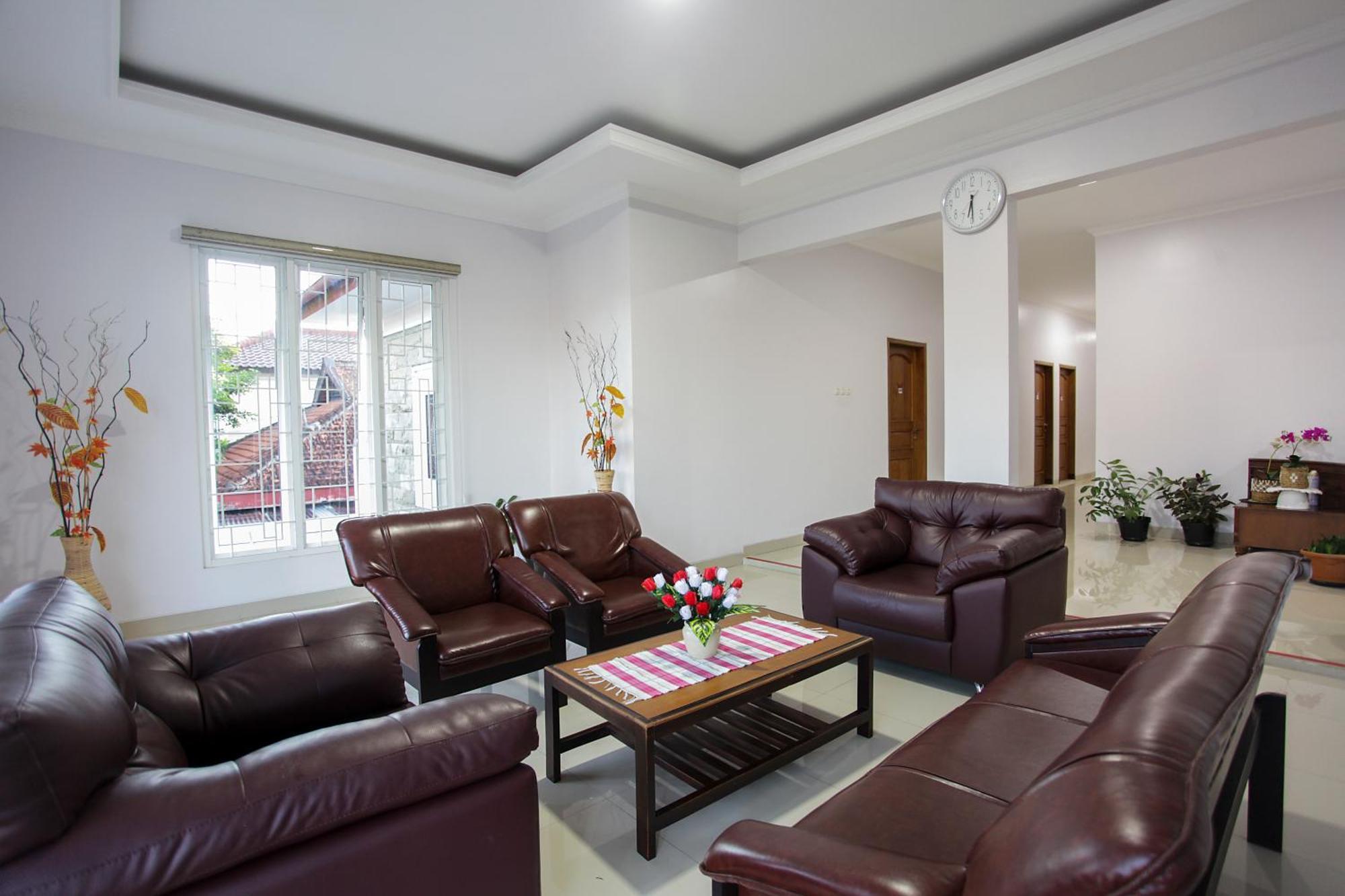 Banua Raya Homestay Yogyakarta Eksteriør bilde